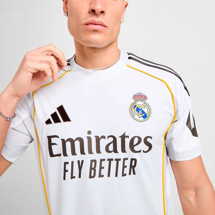 Real Madrid 2025/26 Home Jersey - Fan Version - Image 3