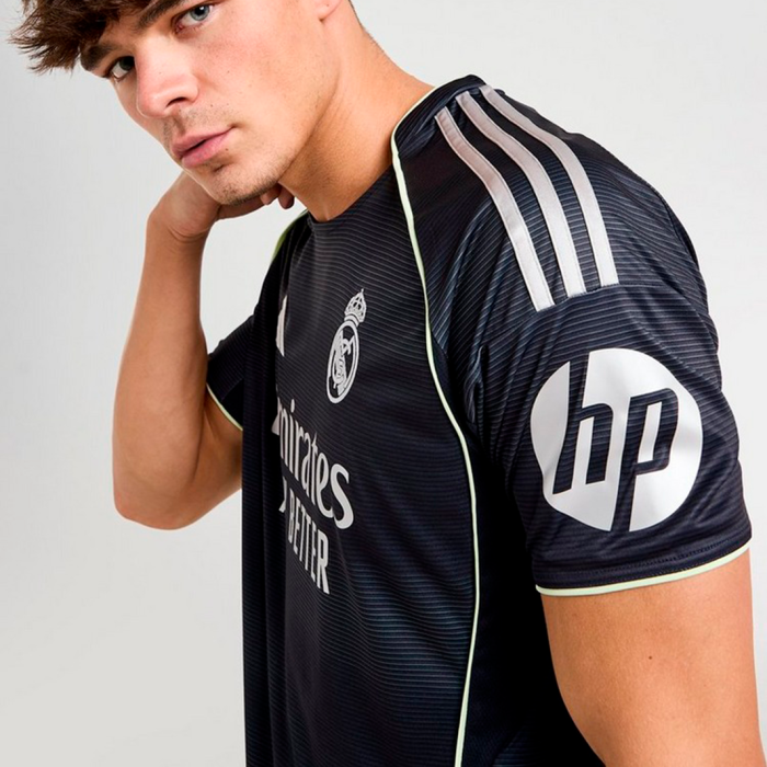 Real Madrid 2025/26 Away Jersey - Fan Version - Image 2