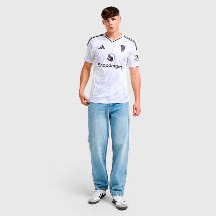 Manchester United 2025/26 Away Jersey - Fan Version - Image 3