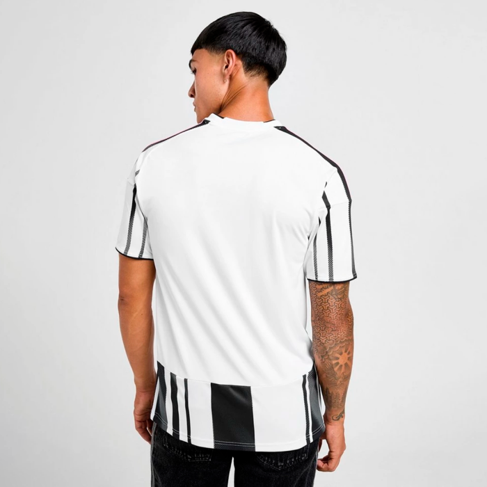 Juventus 2025/26 Home Jersey - Fan Version - Image 3