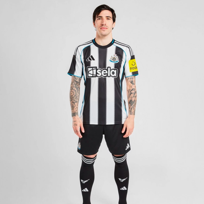 Newcastle United 2025/26 Home Jersey - Fan Version - Image 5