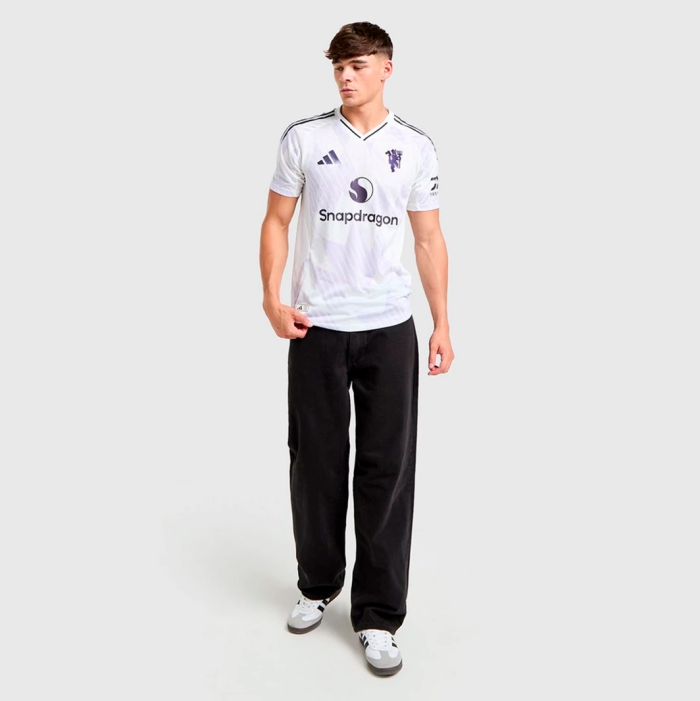 Manchester United 2025/26 Away Jersey - Player Version - Image 6