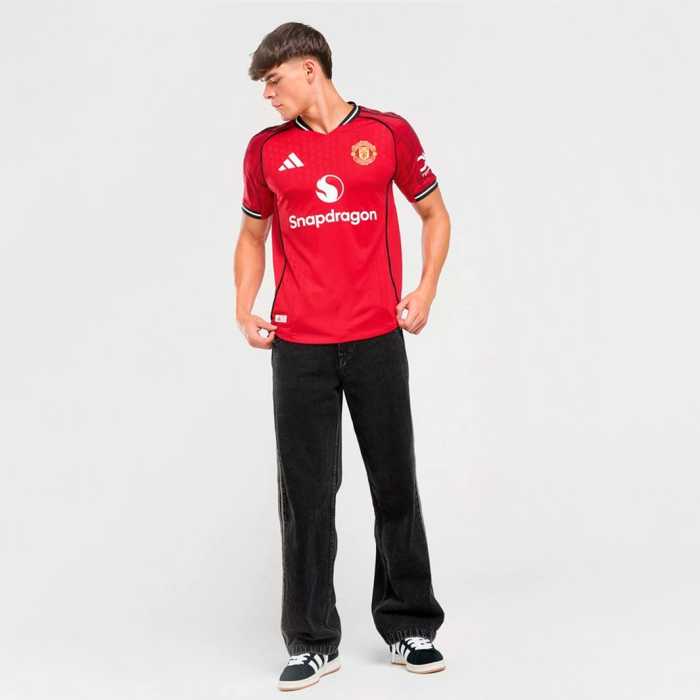 Manchester United 2025/26 Home Jersey - Player Version - Image 3