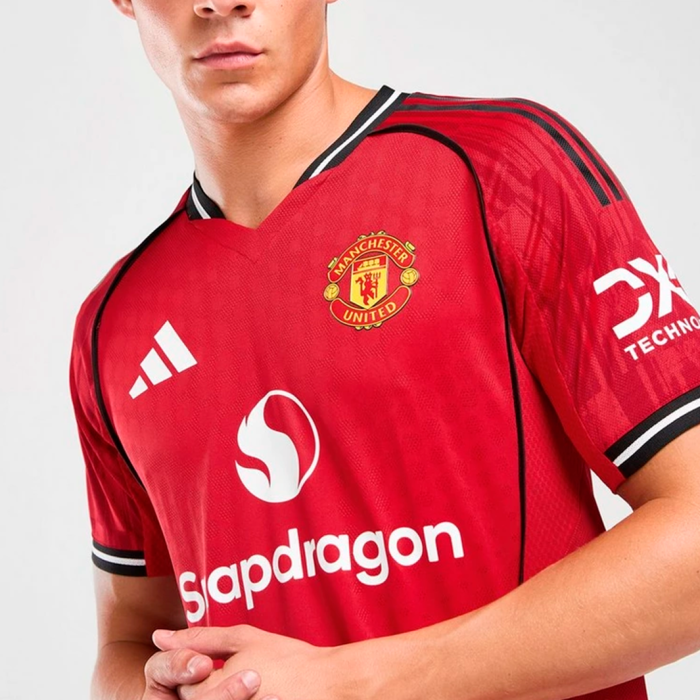 Manchester United 2025/26 Home Jersey - Player Version - Image 2