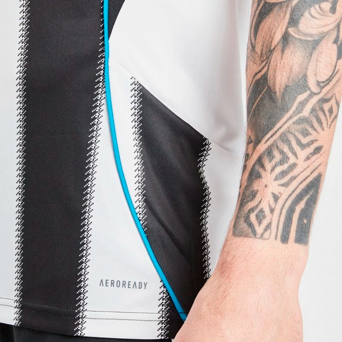 Newcastle United 2025/26 Home Jersey - Fan Version - Image 2