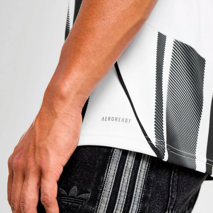 Juventus 2025/26 Home Jersey - Fan Version - Image 5