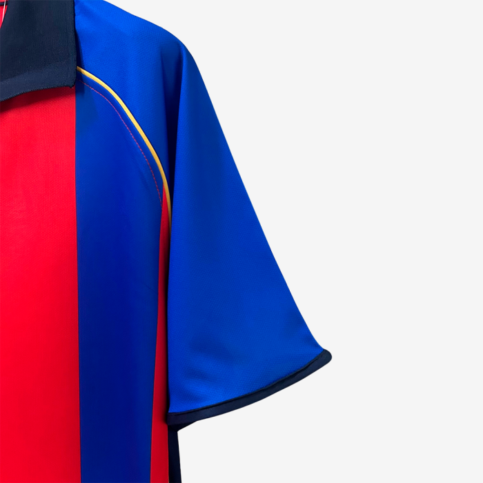 Barcelona 2001/02 Home Jersey – Retro Version - Image 2