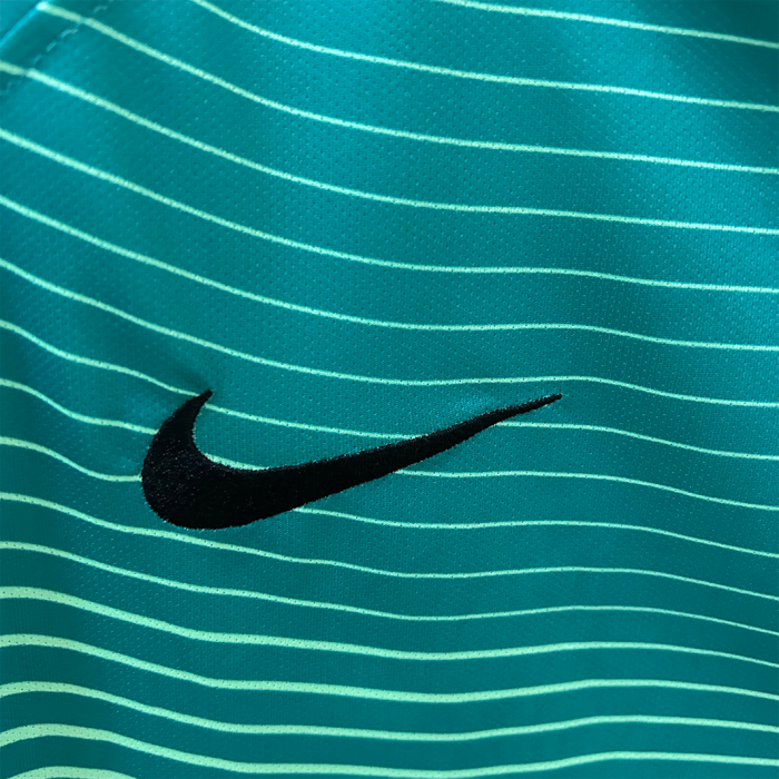 Barcelona 2016/17 Third Jersey – Retro Version - Image 2