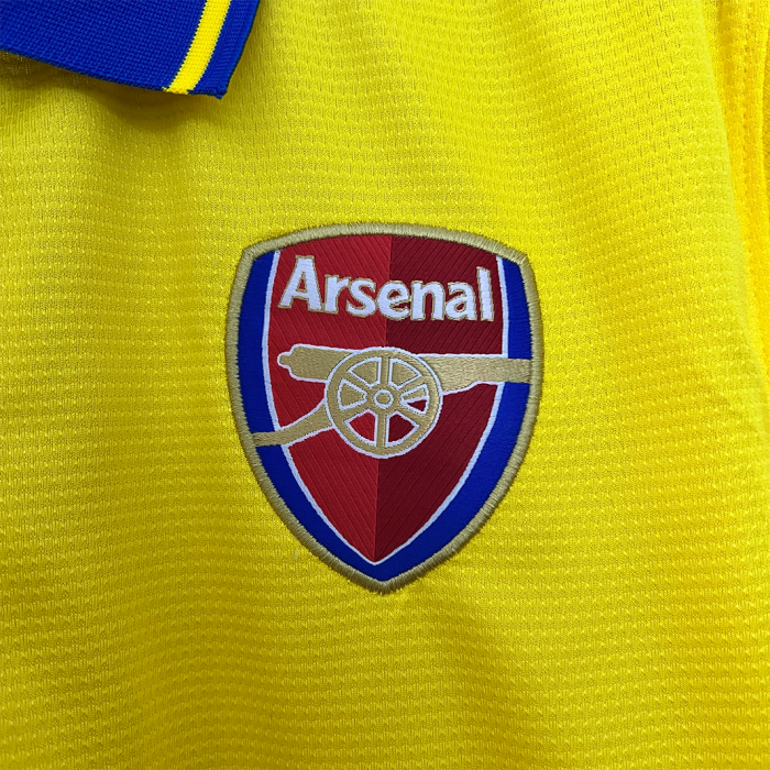 Arsenal 2013/14 Away Jersey – Retro Version - Image 2