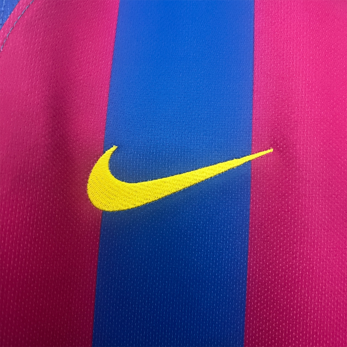 Barcelona 2005/06 Home Jersey – Retro Version - Image 2