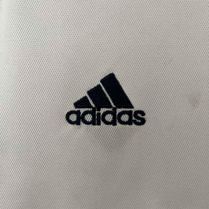 Real Madrid 2000/01 Home Jersey Long Sleeve – Retro Version - Image 2