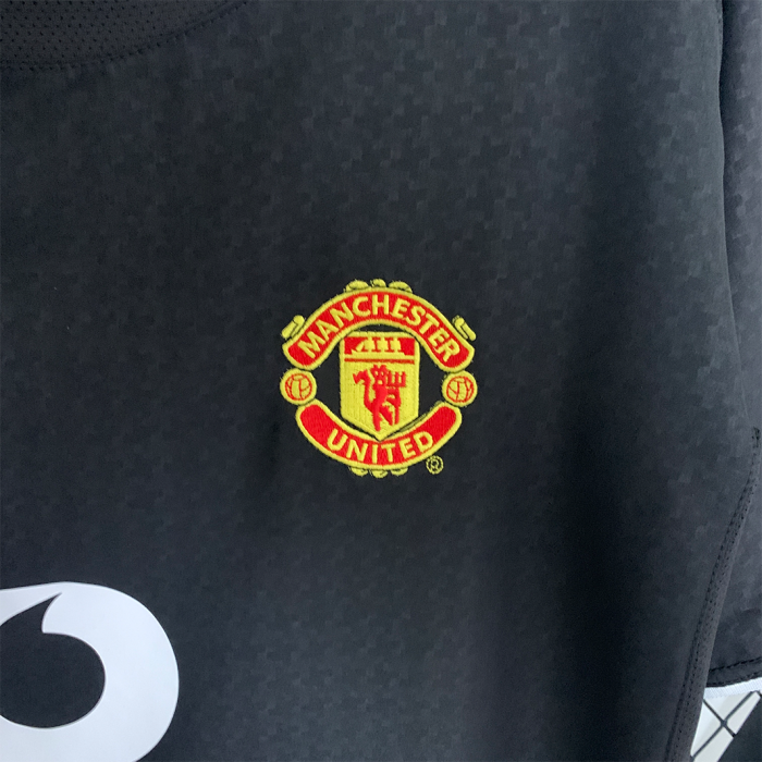 Manchester United 2003/04 Away Jersey – Retro Version - Image 2