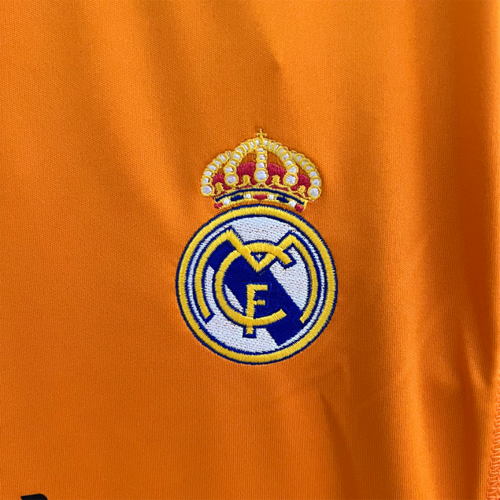 Real Madrid 2013/14 Third Jersey – Retro Version - Image 2