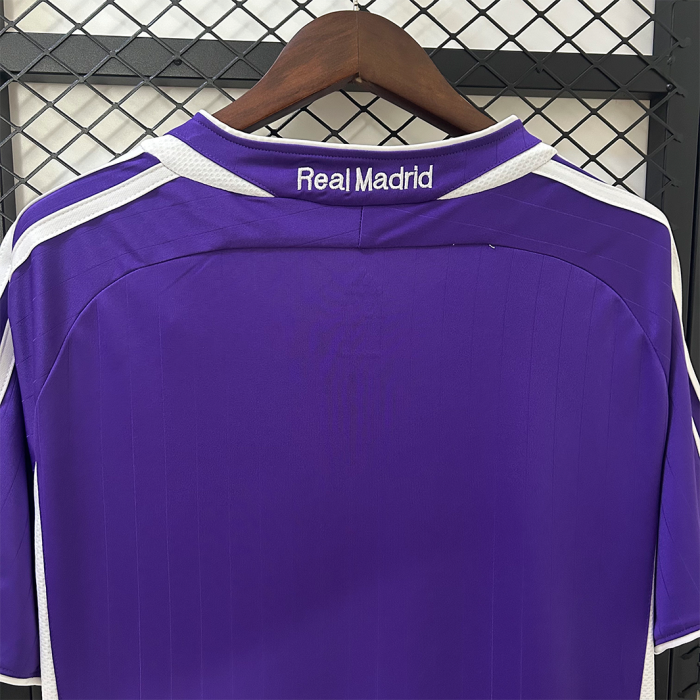 Real Madrid 2006/07 Third Jersey – Retro Version - Image 3