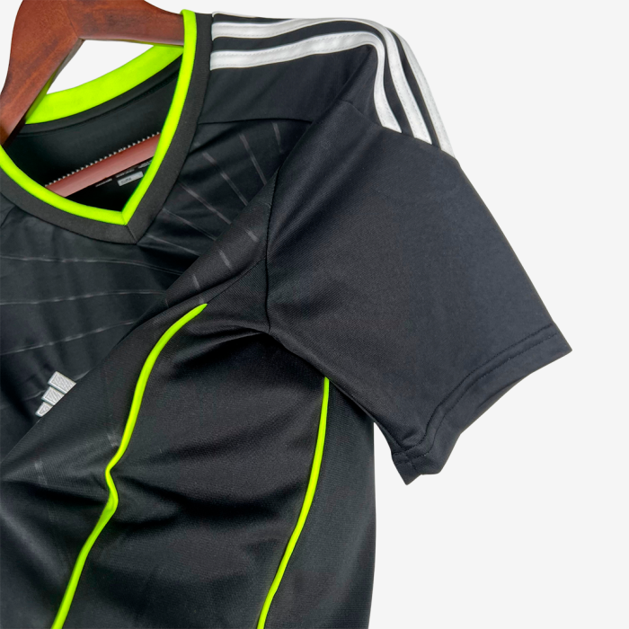 Real Madrid 2010/11 Away Jersey – Retro Version - Image 3