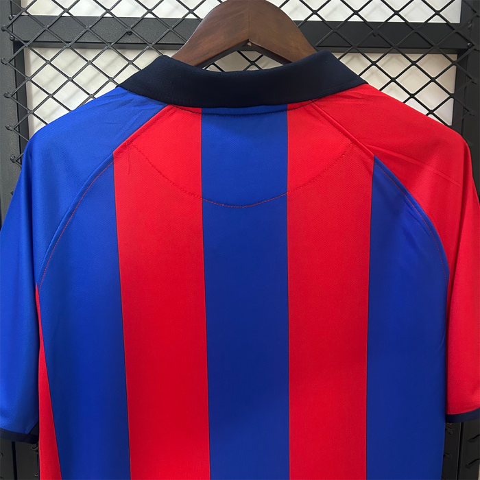 Barcelona 2001/02 Home Jersey – Retro Version - Image 4