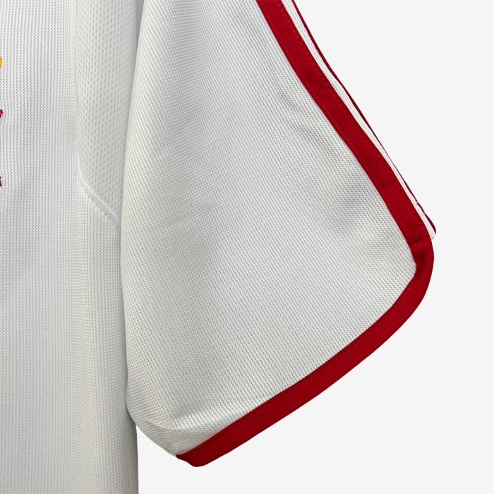Spain 2000 Away Jersey – Retro Version - Image 4