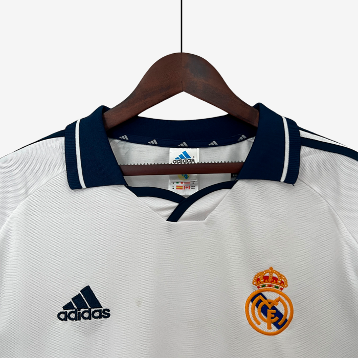 Real Madrid 2000/01 Home Jersey Long Sleeve – Retro Version - Image 4