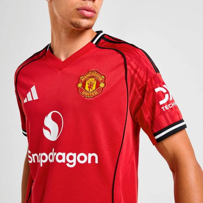 Manchester United 2025/26 B. Fernandes #8 Home Jersey – Fan Version - Image 3