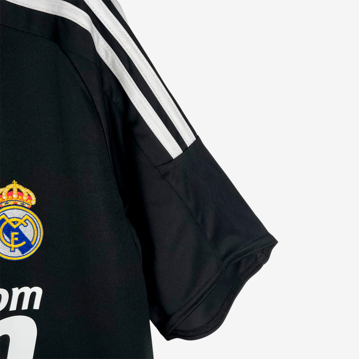 Real Madrid 2008/09 Third Jersey – Retro Version - Image 4