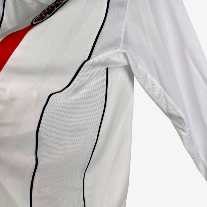 England 2002 Home Jersey Long Sleeve – Retro Version - Image 4