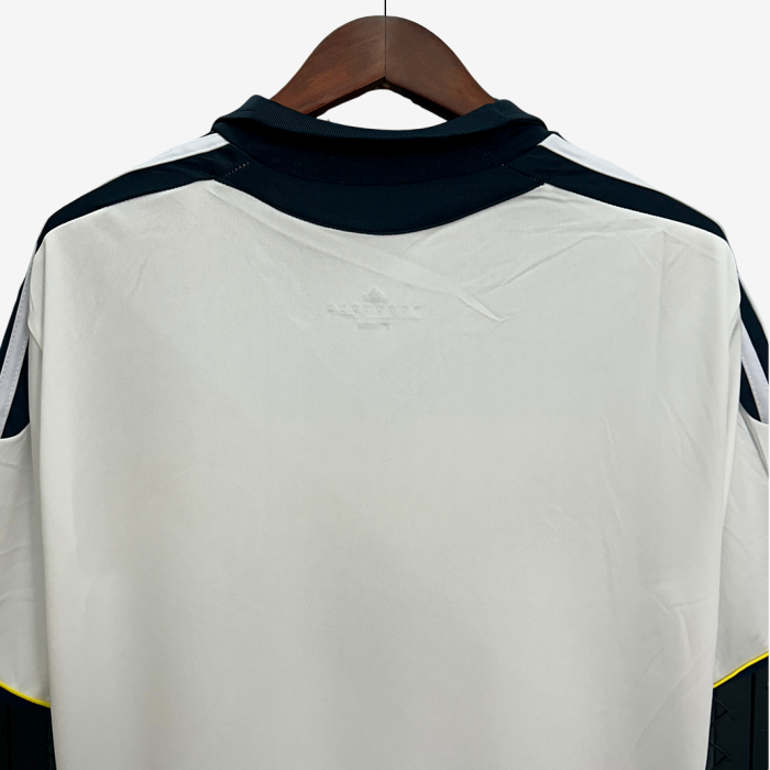 Chelsea 2011/12 Third Jersey – Retro Version - Image 5
