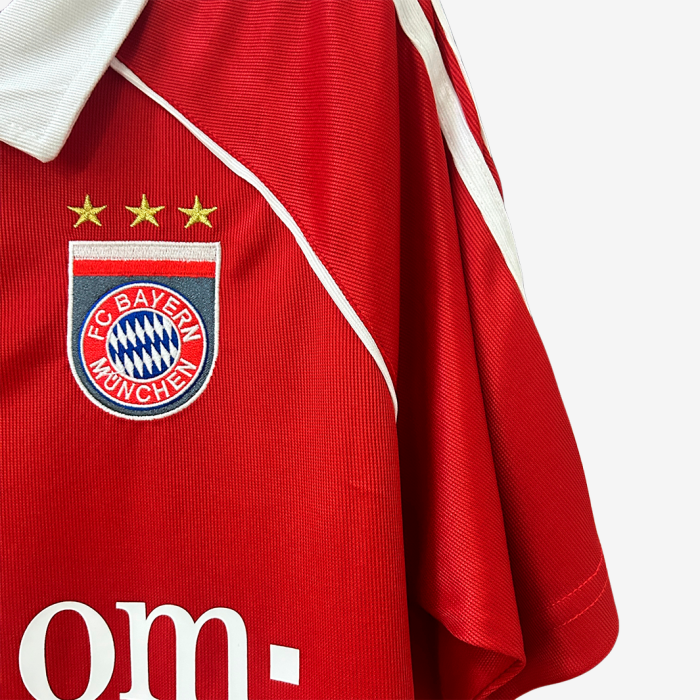 Bayern Munich 2005/06 Home Jersey – Retro Version - Image 5