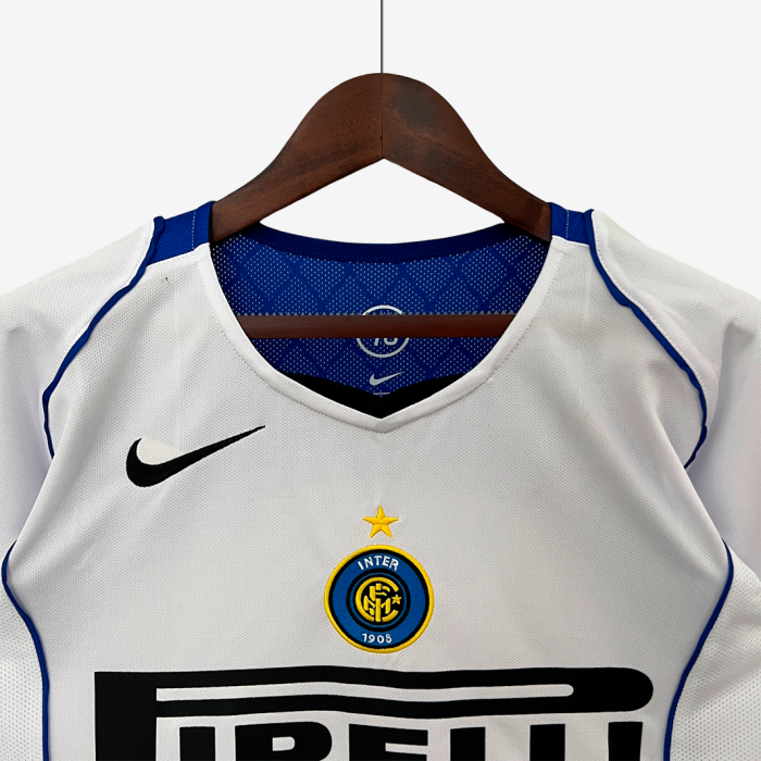 Inter Milan 2004/05 Away Jersey – Retro Version - Image 5
