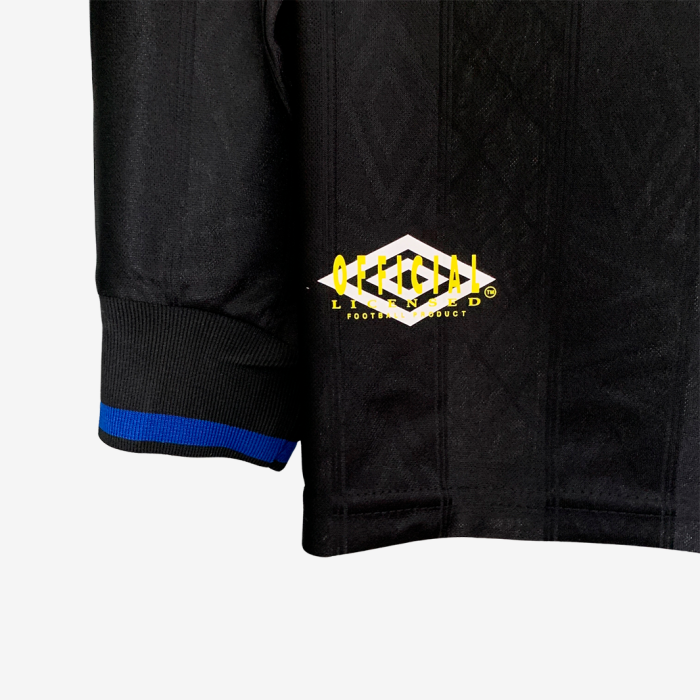 Manchester United 1993/95 Away Jersey Long Sleeve – Retro Version - Image 5