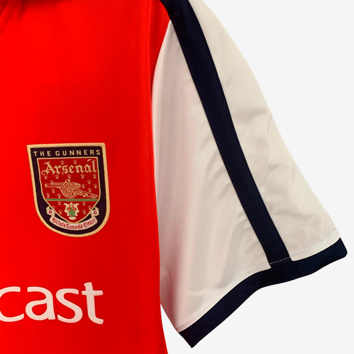 Arsenal 2001/02 Home Jersey – Retro Version - Image 5