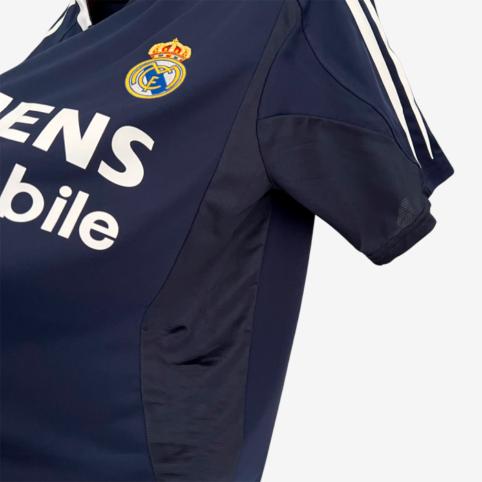 Real Madrid 2004/05 Away Jersey – Retro Version - Image 5