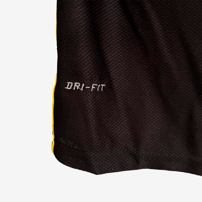 Barcelona 2013/14 Third Jersey – Retro Version - Image 5