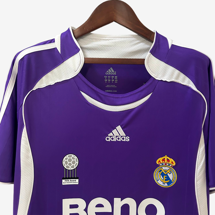 Real Madrid 2006/07 Third Jersey – Retro Version - Image 6