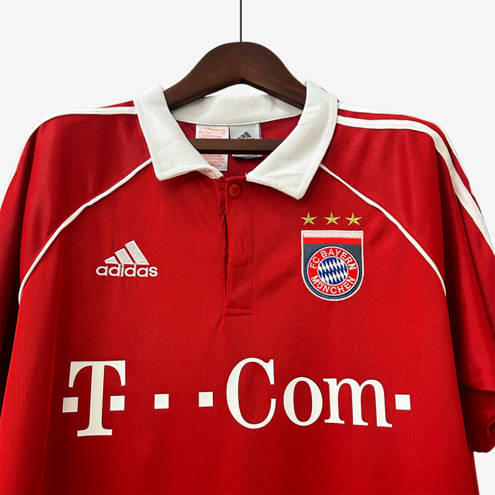 Bayern Munich 2005/06 Home Jersey – Retro Version - Image 6