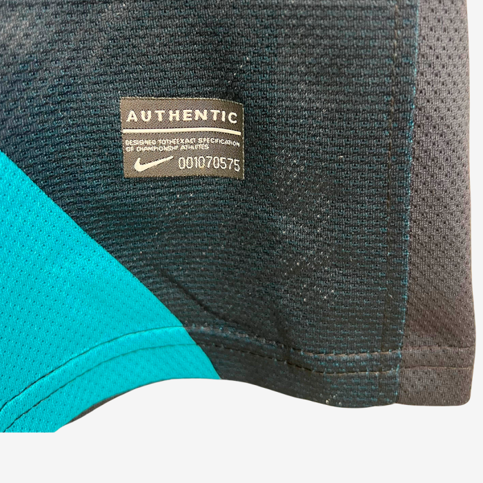 Arsenal 2011/12 Away Jersey – Retro Version - Image 6