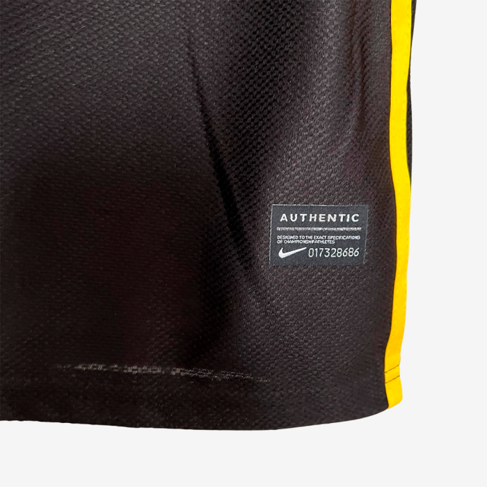 Barcelona 2013/14 Third Jersey – Retro Version - Image 6