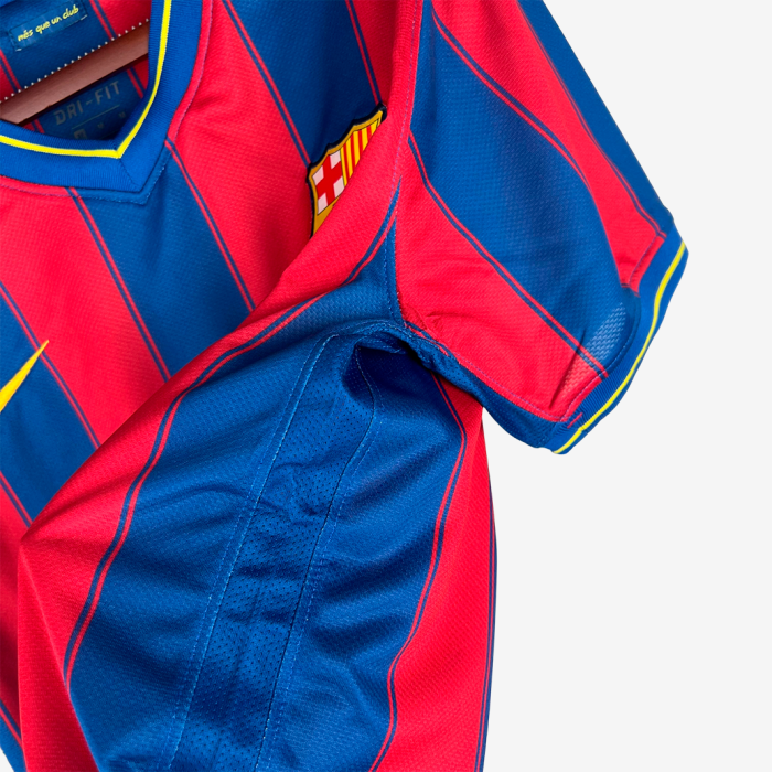 Barcelona 2009/10 Home Jersey – Retro Version - Image 6