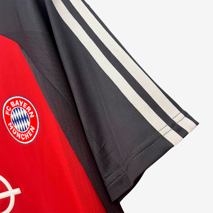 Bayern Munich 2001/02 Home Jersey – Retro Version - Image 5