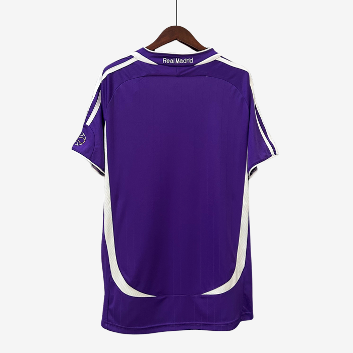 Real Madrid 2006/07 Third Jersey – Retro Version - Image 7