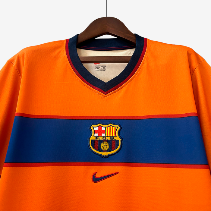 Barcelona 1998/99 Third Jersey – Retro Version - Image 7