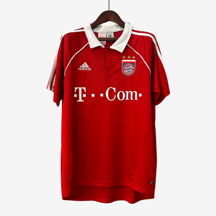 Bayern Munich 2005/06 Home Jersey – Retro Version - Image 1