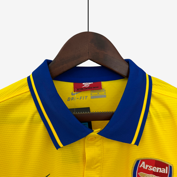 Arsenal 2013/14 Away Jersey – Retro Version - Image 8