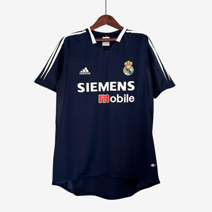 Real Madrid 2004/05 Away Jersey – Retro Version - Image 1