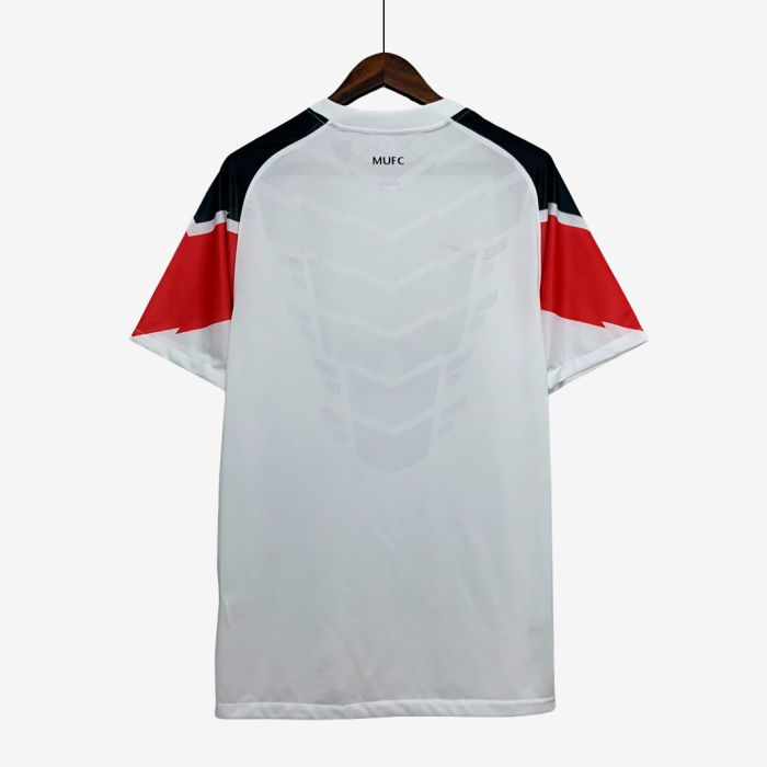 Manchester United 2010/11 Away Jersey – Retro Version - Image 9