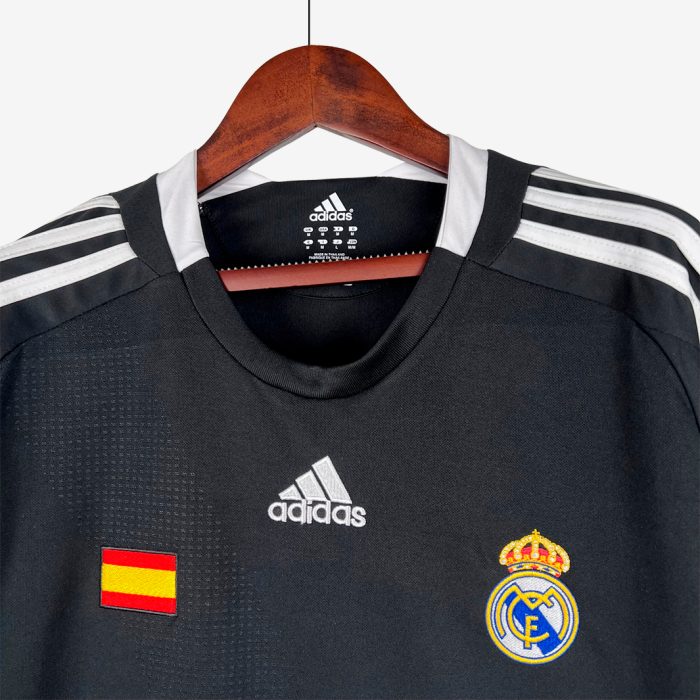 Real Madrid 2008/09 Third Jersey – Retro Version - Image 10