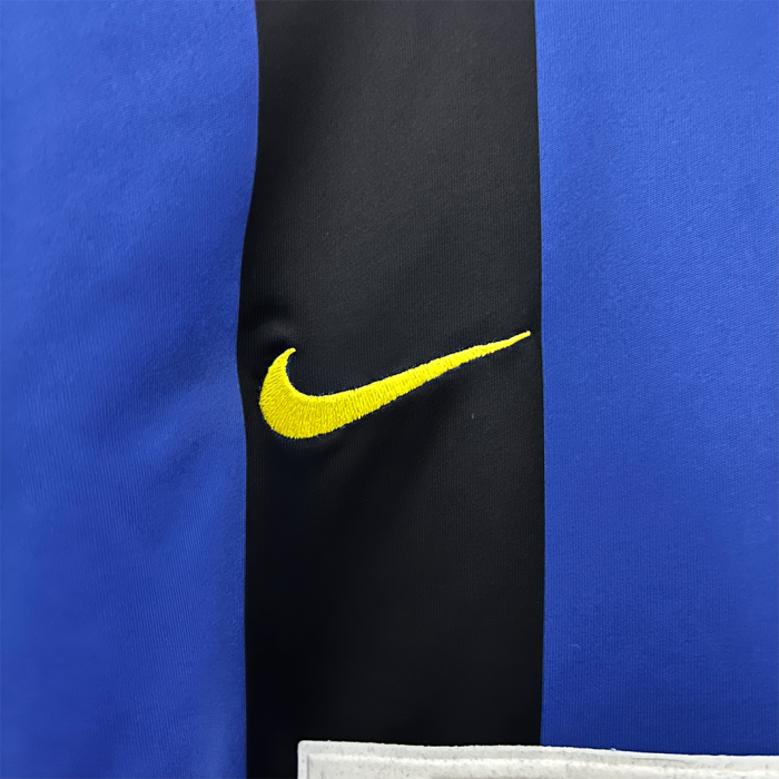 Inter Milan 2002/03 Home Jersey – Retro Version - Image 8