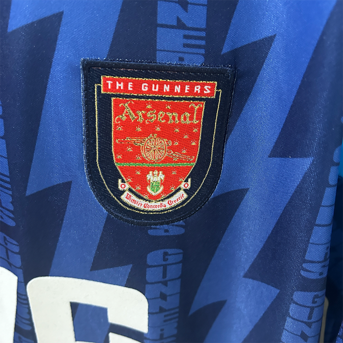 Arsenal 1994/96 Away Jersey – Retro Version - Image 7