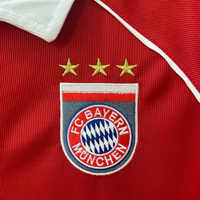 Bayern Munich 2005/06 Home Jersey – Retro Version - Image 7