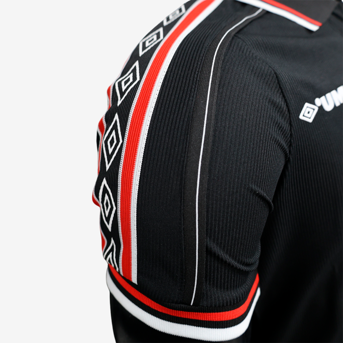Manchester United 1998/99 Special Edition Jersey – Retro/Player Version - Image 5