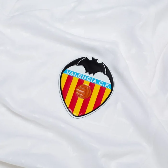 Valencia 2025/26 Home Jersey - Fan Version - Image 10